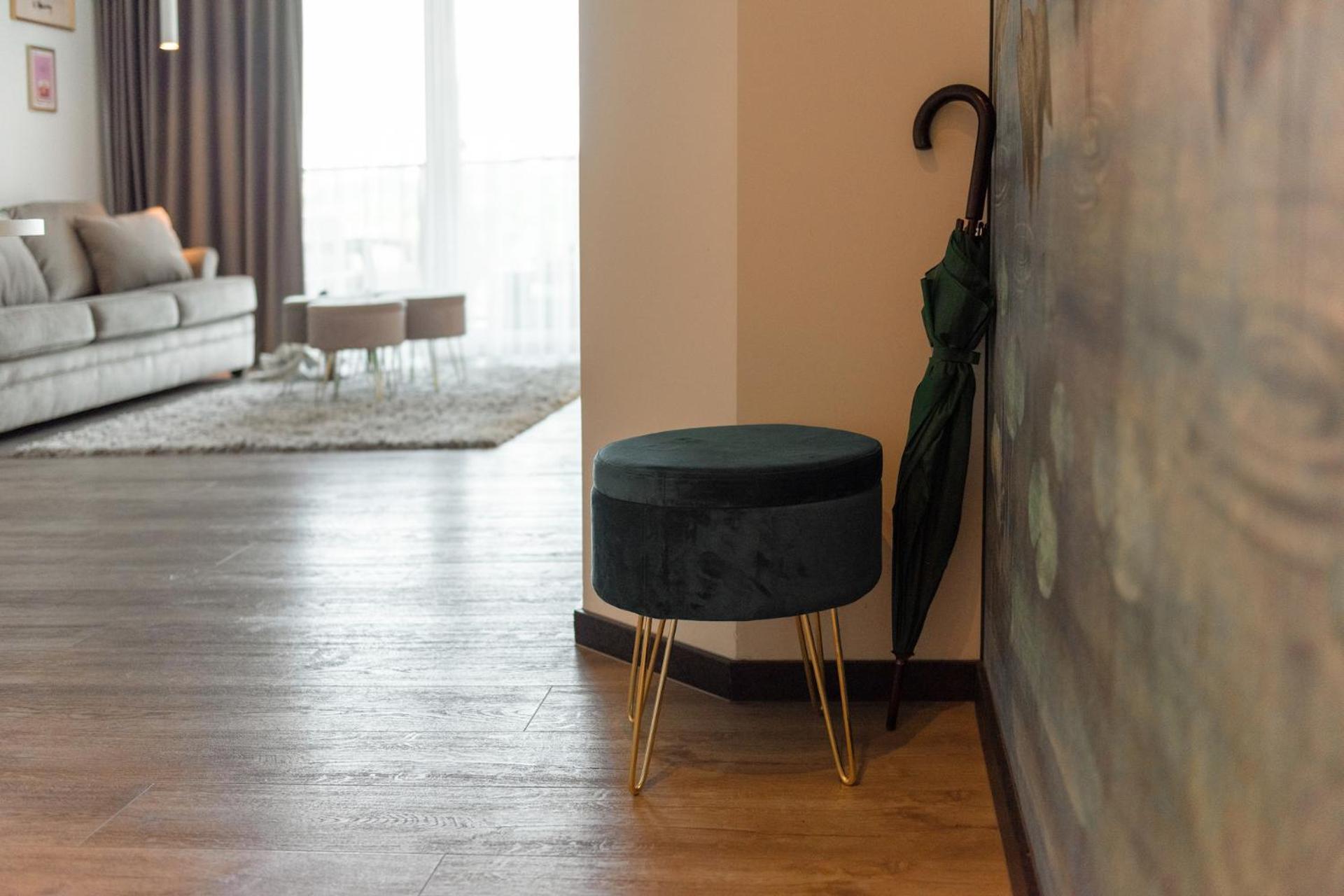 Bright Kaunas Apartment With Castle View Exteriör bild